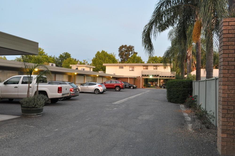 Albury Burvale Motor Inn Ngoại thất bức ảnh