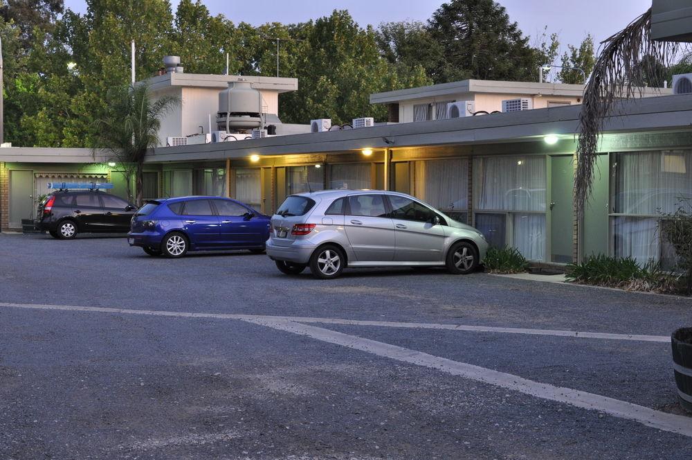 Albury Burvale Motor Inn Ngoại thất bức ảnh