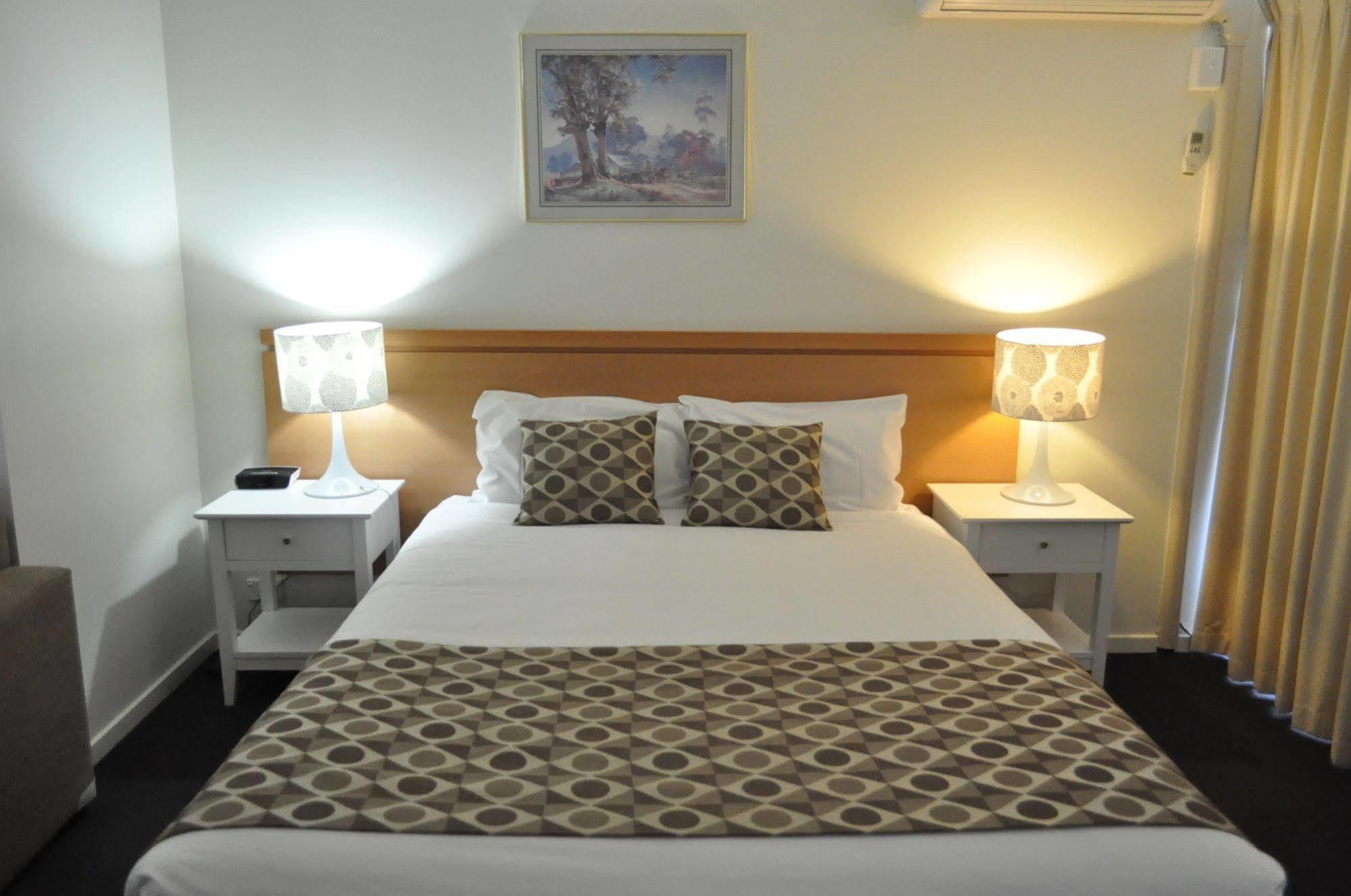 Albury Burvale Motor Inn Ngoại thất bức ảnh