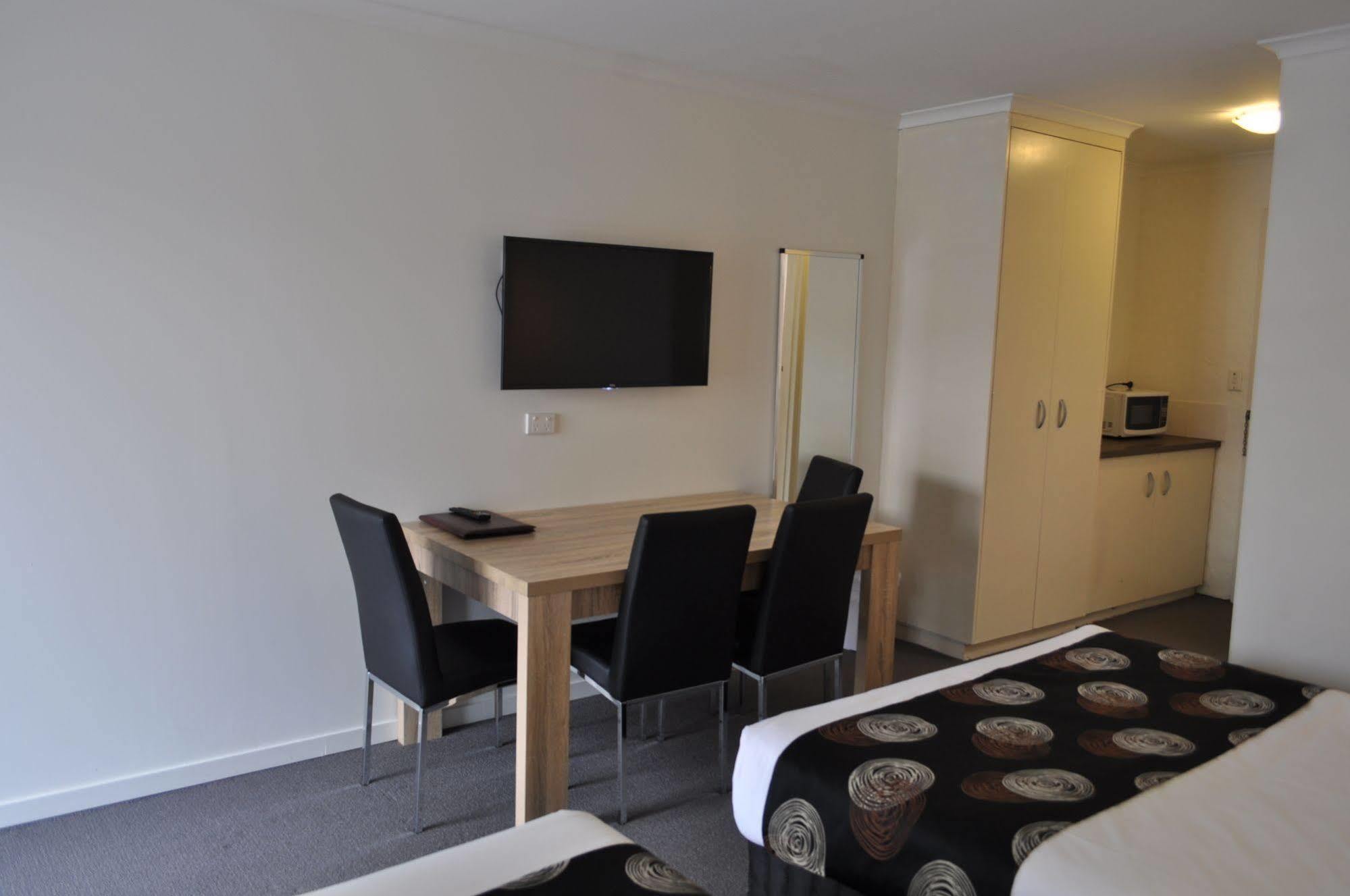 Albury Burvale Motor Inn Ngoại thất bức ảnh