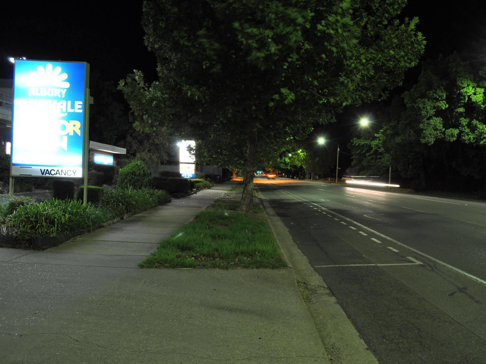 Albury Burvale Motor Inn Ngoại thất bức ảnh