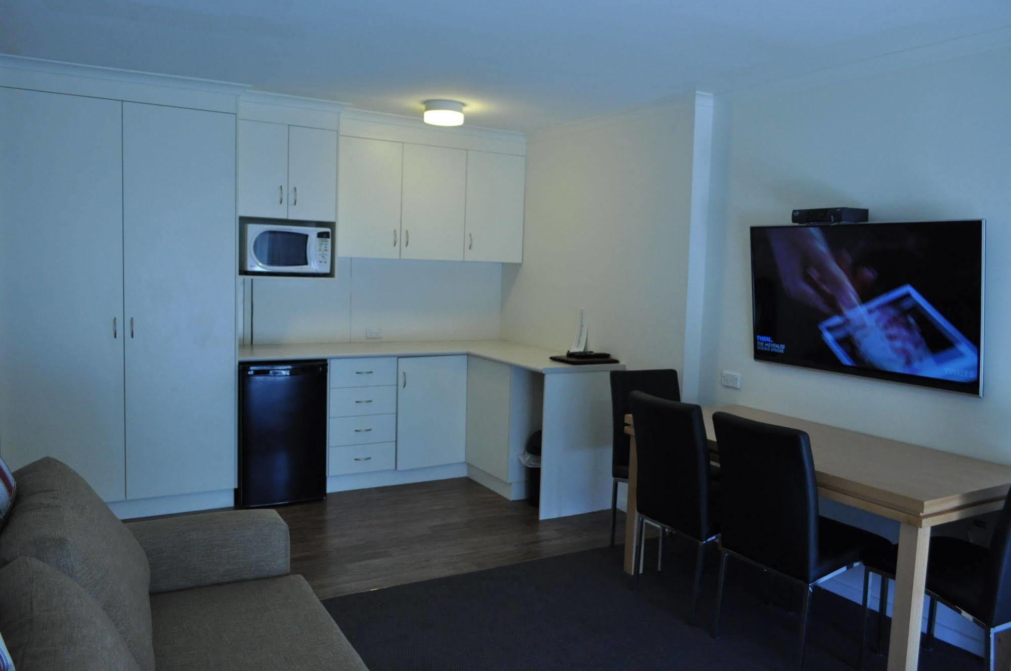Albury Burvale Motor Inn Ngoại thất bức ảnh
