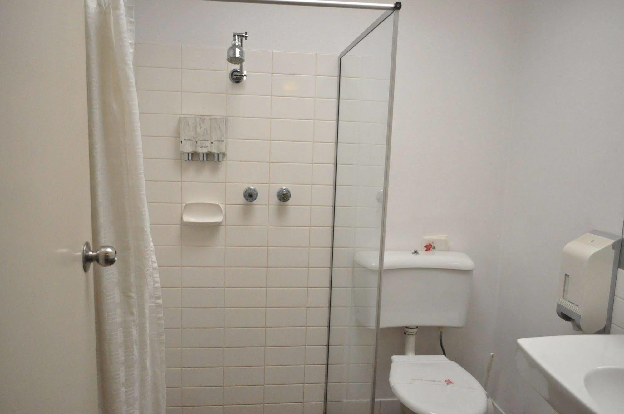 Albury Burvale Motor Inn Ngoại thất bức ảnh
